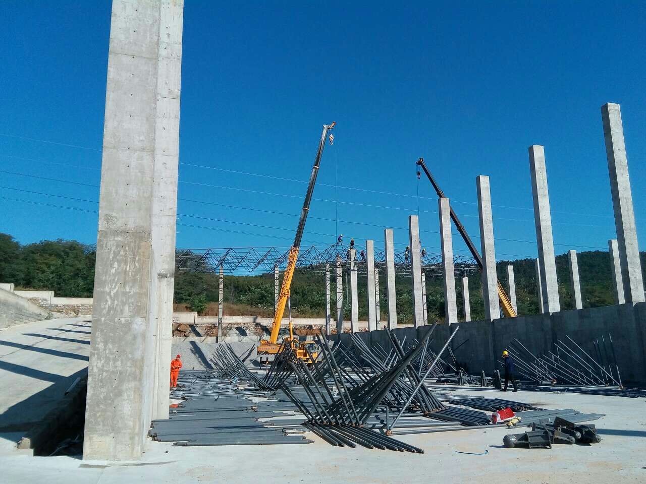 万源威海搅拌站网架